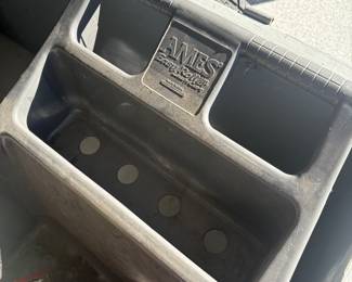 Ames Easy Roller Cart
• Brand: Ames
• Style: Plastic rolling garden cart / utility cart