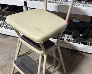 Cosco Kitchen Stool Seat