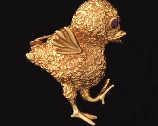 Ladies Gold and Ruby Adorable Chick Pin Brooch