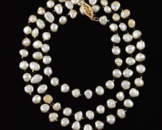 Ladies Gold, Pearl and Black Onyx Beads Necklace