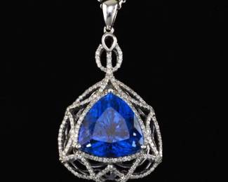 14K Tanzanite Pendant and Chain