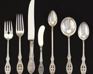 Manchester Silver Co. Flatware Service Valenciennes Pattern