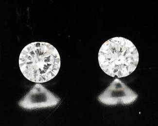 Unmounted 0.75 Ct Total Weigh Two Round Brilliant Cut Matching Diamonds