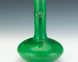 Apple Green Qing Dynasty Bottle Vase