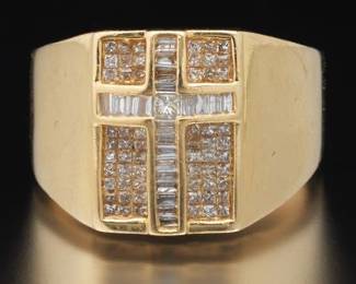 Gentlemens Gold and Diamond Cross Ring