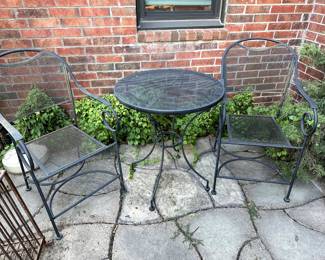 3 piece patio set, bar height.