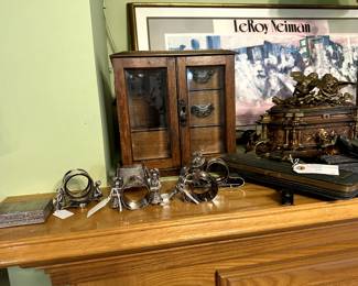 Silver napkin rings, French glove case and bronze jewelry casket. 