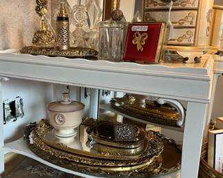 Vintage vanity items 