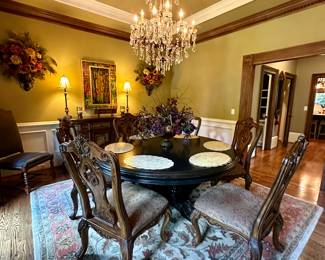 Stanley round dining table, Karastan rug **Chairs SOLD**