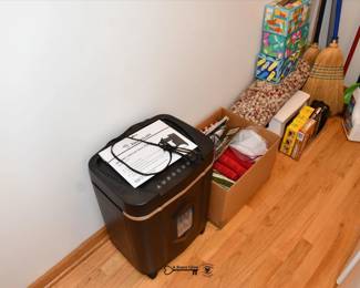 1031Laundry Room ML