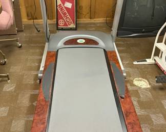 HORIZON FITNESS TREADMILL