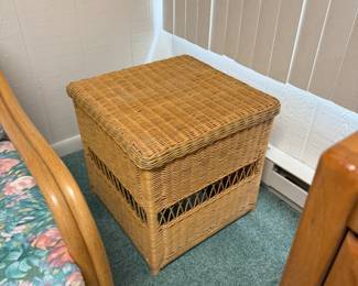 VINTAGE WICKER SIDE TABLE