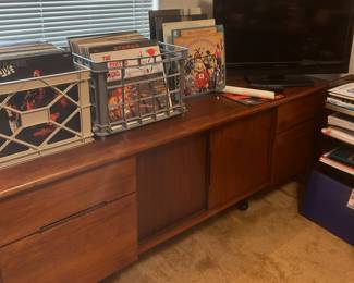 CREDENZA