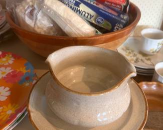 MIKASA GRAVY BOAT