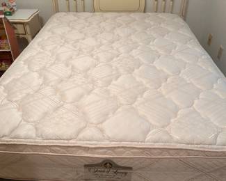 FRENCH PROVINCIAL FULL SIZE HEADBOARD AND MATTRESS SET