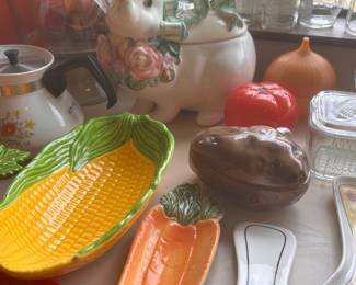 FITZ AND FLOYD RABBIT COOKIE JAR