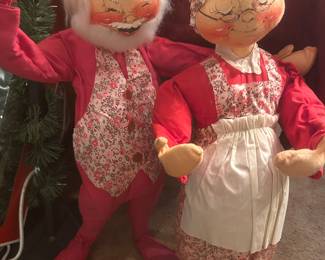 ANNALEE TALL SANTA AND MRS