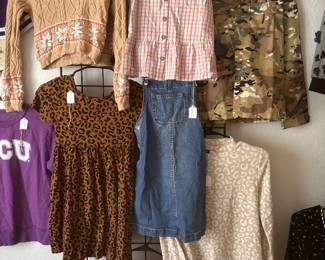 GIRLS CLOTHES
