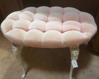 VINTAGE WROUGHT IRON VANITY STOOL