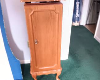 Jewelry chest