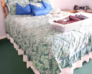 Queen size bed