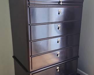 Chest Drawers