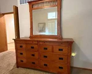 Rivers Edge Furniture Company Classic Oak Dresser with Mirror