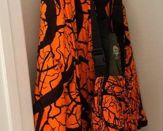 CABELA HUNTING CLOTHING