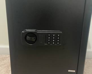 NICE SAFE AND CAN BE BOLTED DOWN