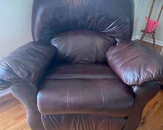 COMFY RECLINER