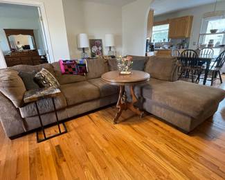NICE LIVING ROOM FURNISHINGS