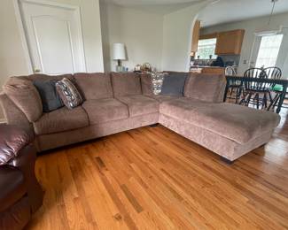 FANTASTIC SOFA - LCEAN FROM SMOKE FREE PET FREE HOME