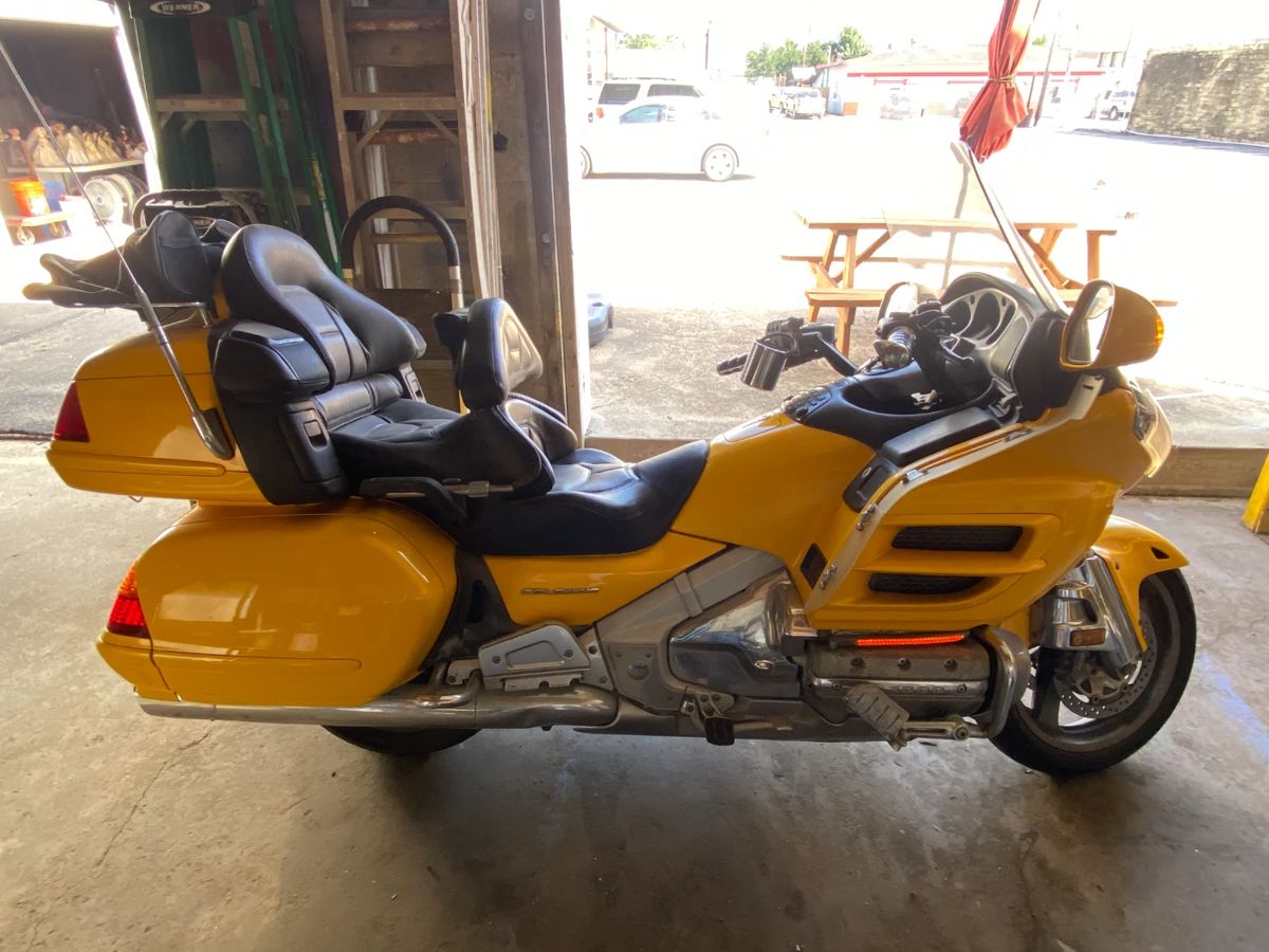 2002 Honda Goldwing 159,000 Miles