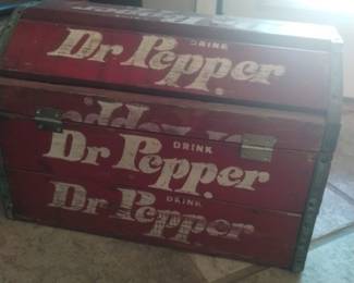 Trunk made out of Dr Pepper Crates