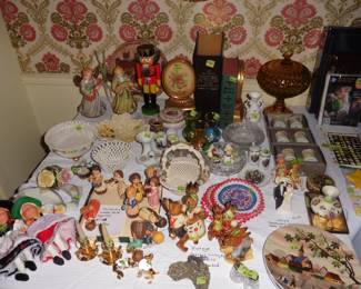 Figurines