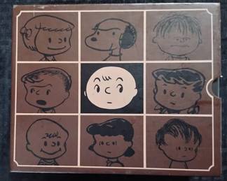 AS277Peanuts By Charles Shultz Set