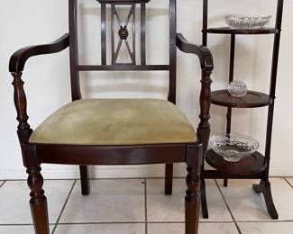 AS137Vintage Chair With Tiered Stand And Crystal Decor