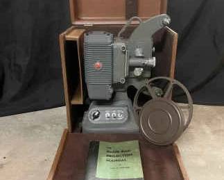 AS218VVintage DeJur 8mm Projector