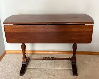 13 SolidWoodDropLeafTable