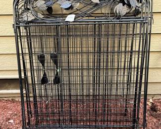 26 7WroughtIronDecorativeGardenFences