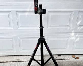 24 FeedbackSportsMechanicStand