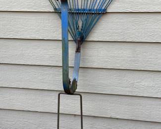 18 PeacockMetalGardenArt