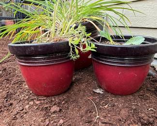 76 1Medium2SmallRedBlackCompositePots