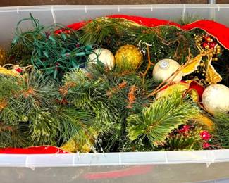 Five Foot Pre-Lit Christmas Tree