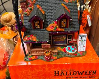 Halloween Village Department 56