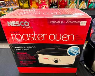 NIB Nesco 6 Quart Roaster Oven