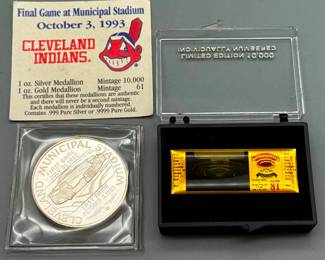 1993 Final Game Municipal Stadium Silver Coin and Pin Cleveland Indians