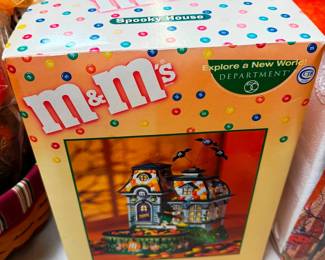 Department 56 M&M's Spooky House 