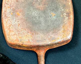 Wagner Square Cast Iron Skillet