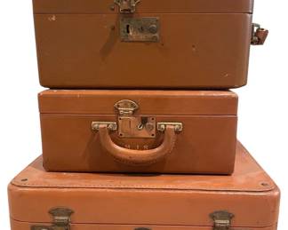 Vintage Picnic Baskets And Leather Totes 3g